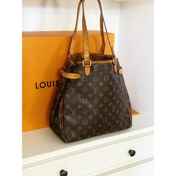 Louis Vuitton Batignolles Vertical Large Tote Bag - Picture 5 of 16
